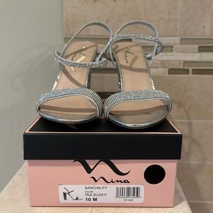 Nina size 10 strappy heels dress sparkle comfy